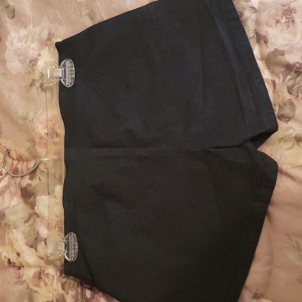 Shorts - Picture 2 of 2